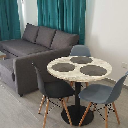 Manoli Apartments ไอยานาปา ภายนอก รูปภาพ
